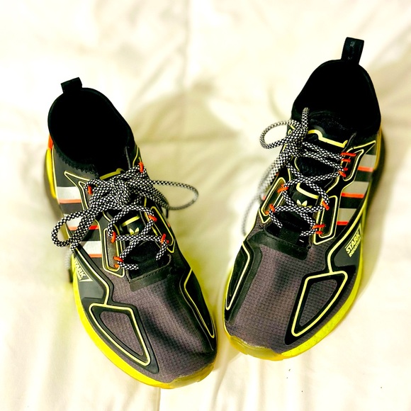 Adidas Tony Stark special athletic shoe - Picture 2 of 2